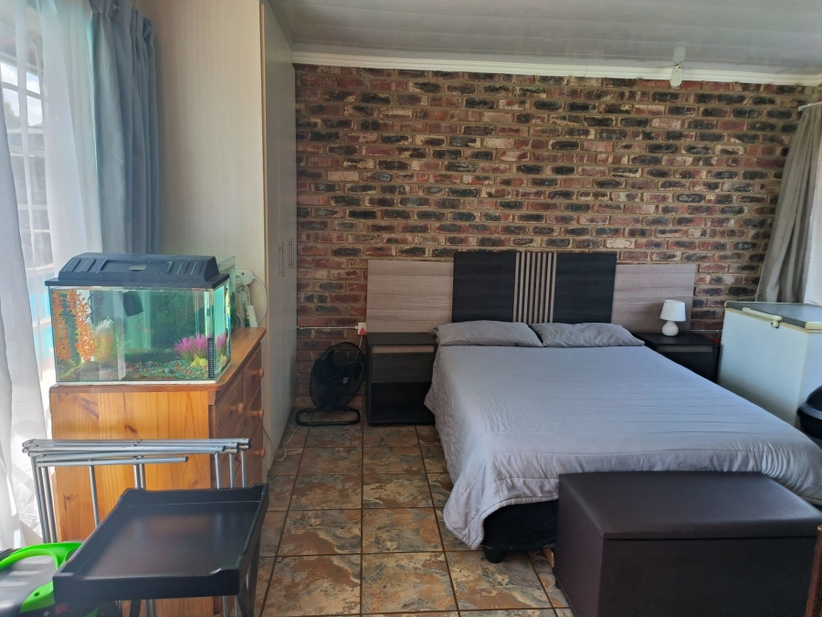 11 Bedroom Property for Sale in Potchefstroom North West
